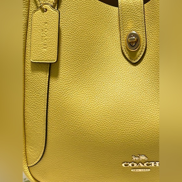 COACH Hadley Pebble Leather Turnlock Tote in Yellow - Picture 6 of 12